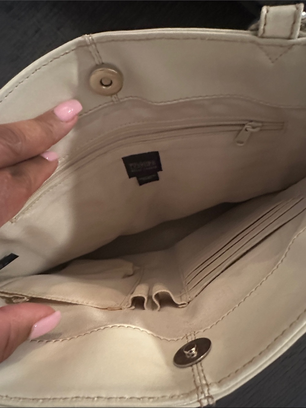 Wilsons Leather Cream Leather Tote - Picture 5 of 8